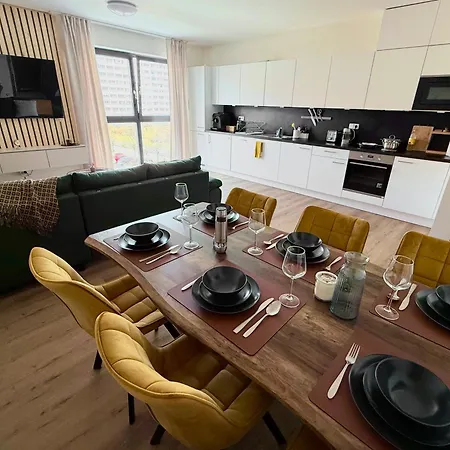 Klement - 150m Skoda Muzeum - 2 Bedroom Apartmán Mladá Boleslav