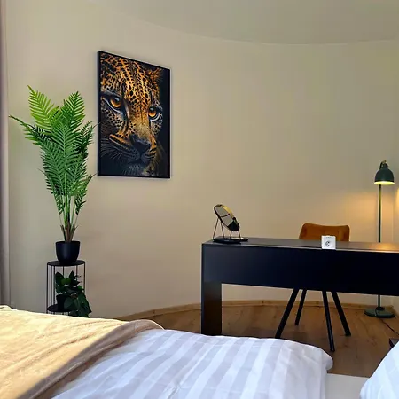Apartmán Klement - 150m Skoda Muzeum - 2 Bedroom Mladá Boleslav